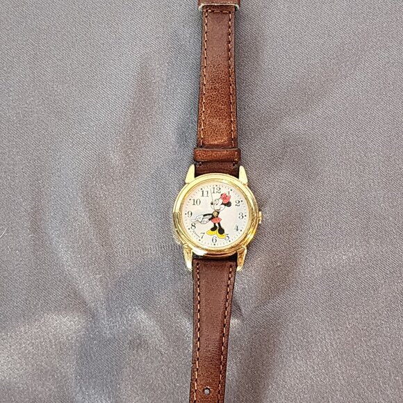 Disney Japan Mvmt Water Resistant SS Back Minnie Mouse 2-Tone Leather Band Watch - Picture 6 of 16